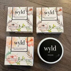 Wyld Facial Cleansing Sponge Set